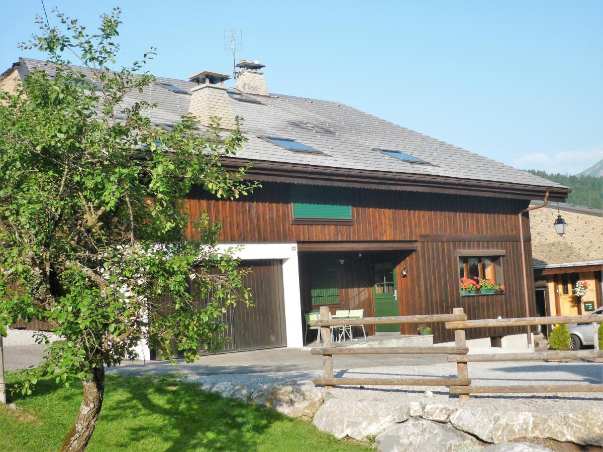 Chalet In Morzine Sleeping 12 With Sauna ภายนอก รูปภาพ